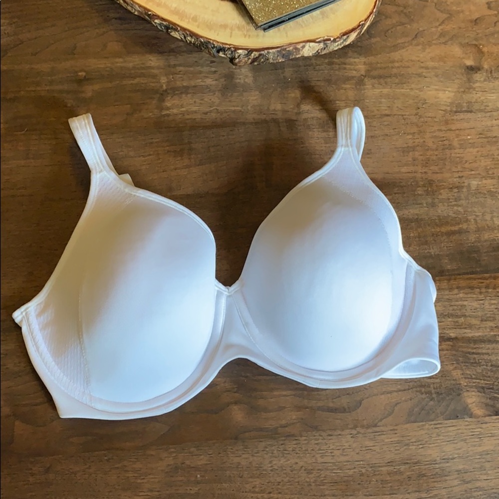 brand new never worn Bali cool comfort bra
